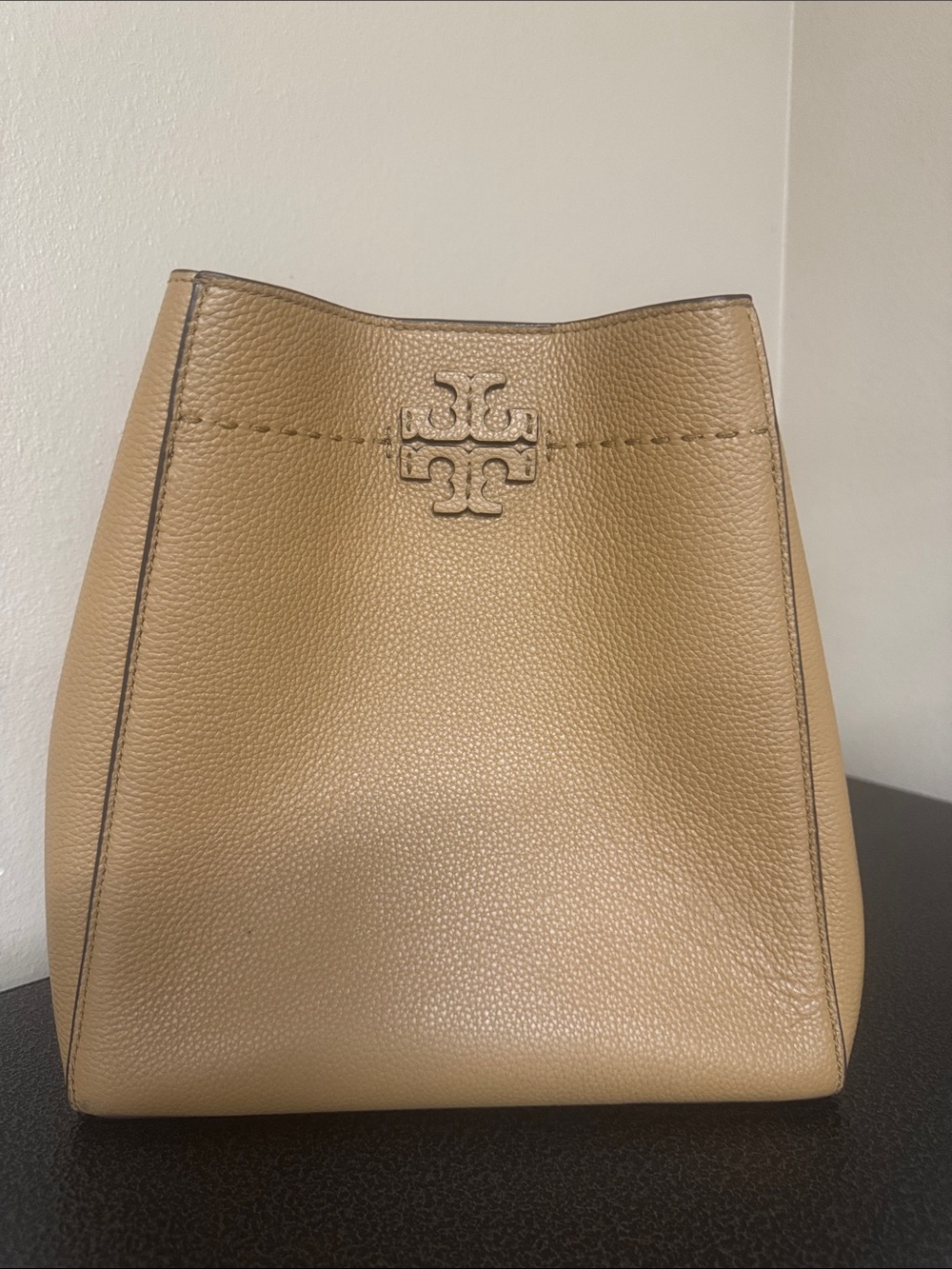 Tory Burch Pebbled Leather Bucket Shoulder Bag in Tan